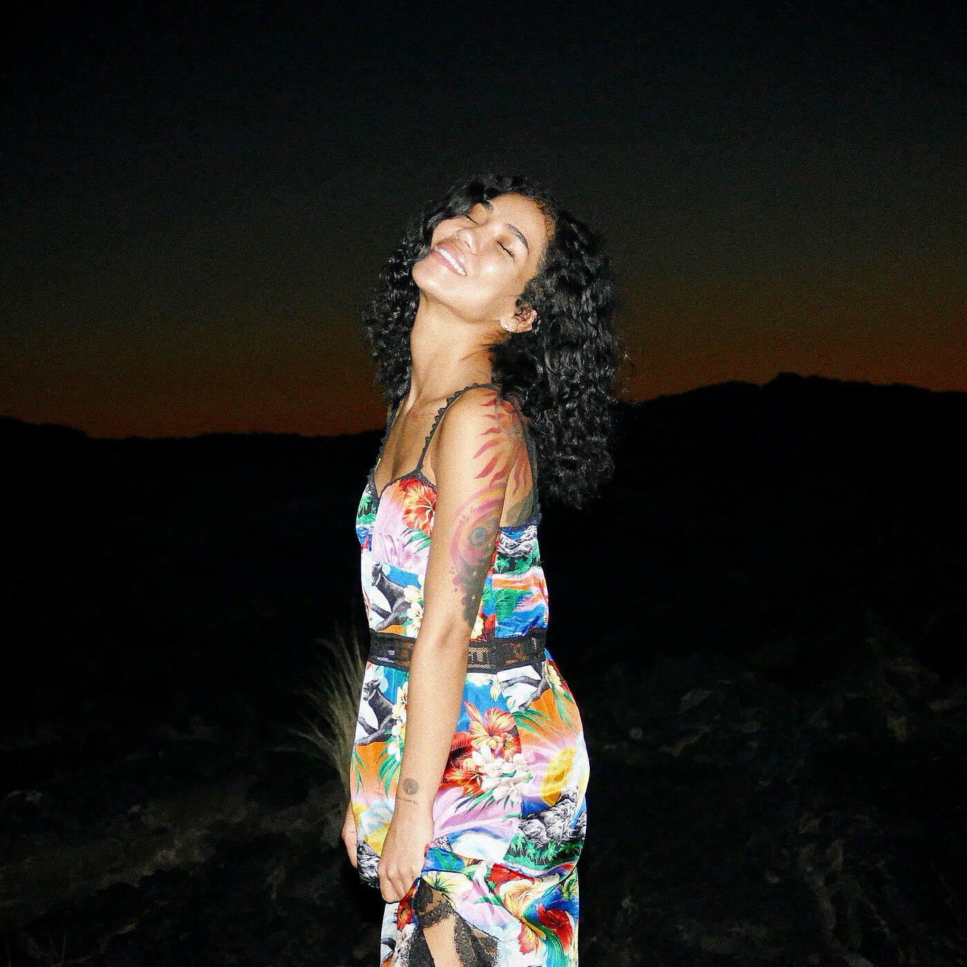 Jhene Aiko - Happiness Over Everything (H.O.E.)