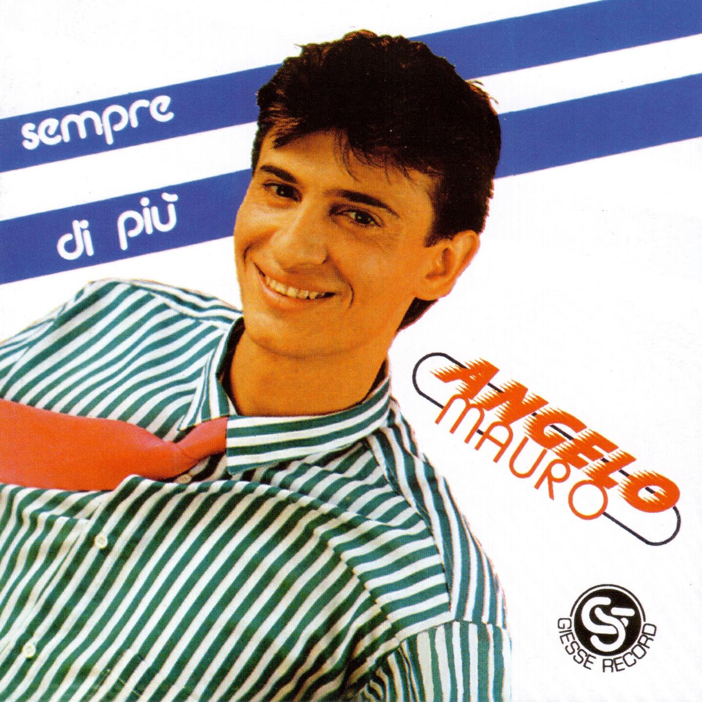 Angelo Mauro - Fumo