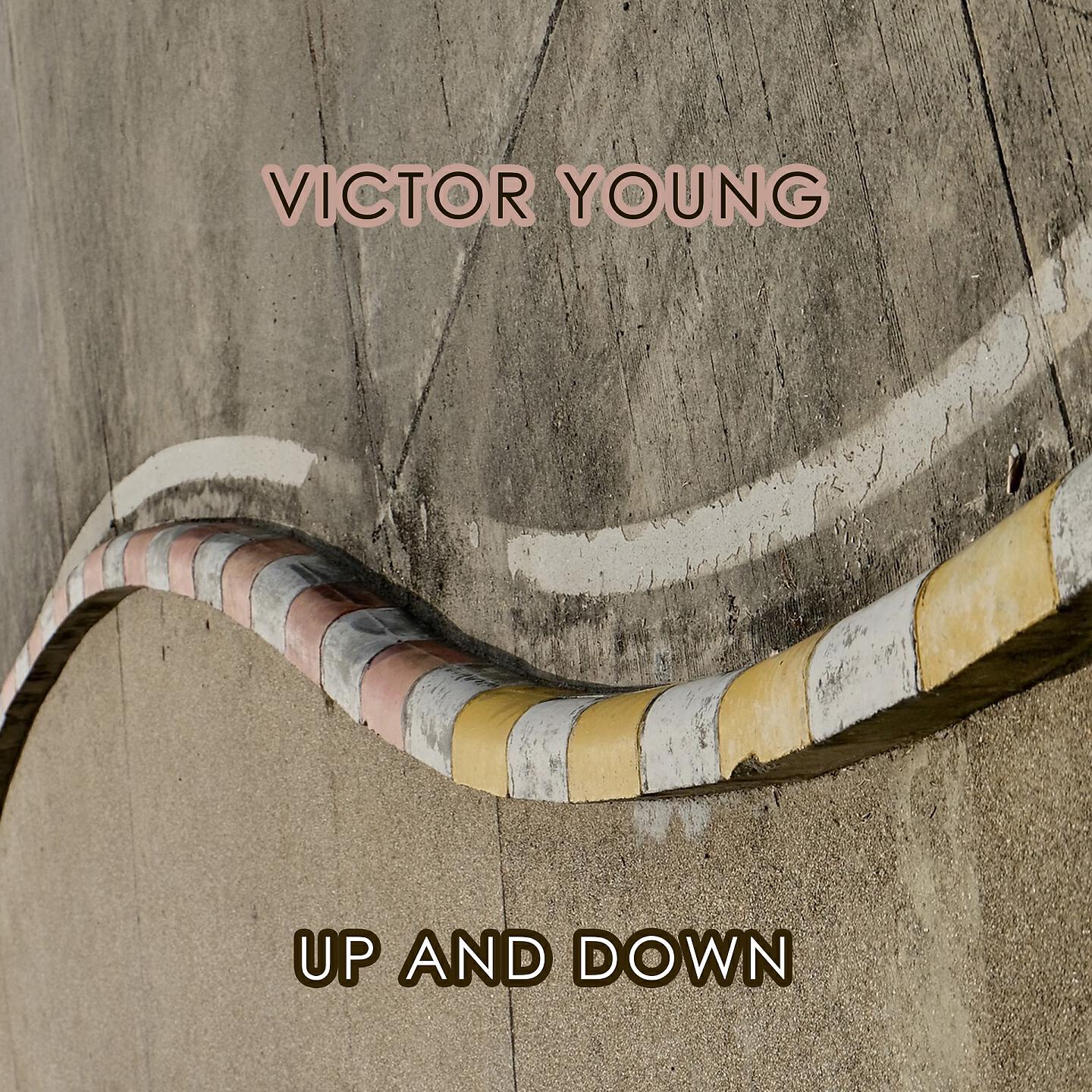 Victor Young - Paris Arrival