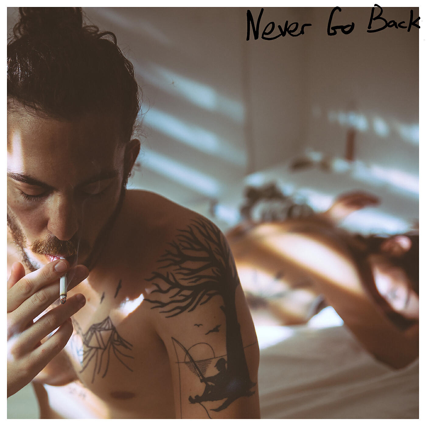 Dennis Lloyd - Never Go Back